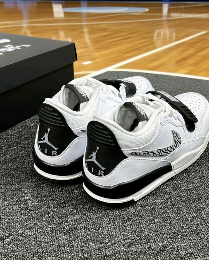 不愧是我熬夜选的好鞋!!!太帅了!!!